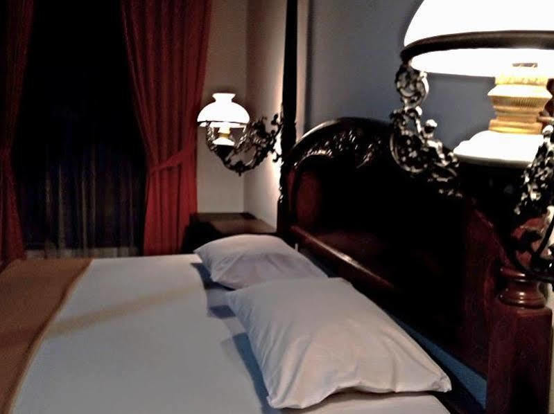 Oyo 1930 Ananda Beach Hotel Sanur Εξωτερικό φωτογραφία